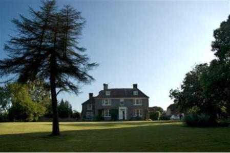 Holmbush House Hostal Hellingly Exterior foto